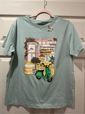 Free Kisses Mint Crewneck Tee with Logo Print